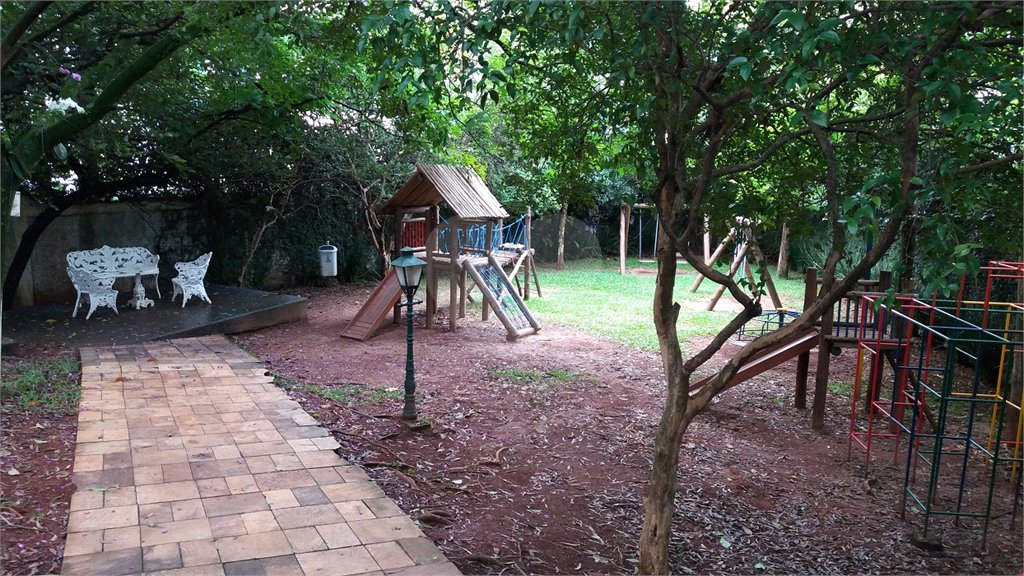 Apartamento à venda com 3 quartos em Vila Suzana, São Paulo, SP