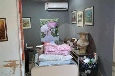 Casa à venda com 7 quartos, sendo 2 suítes, em Campo Grande, Rio de Janeiro, RJ