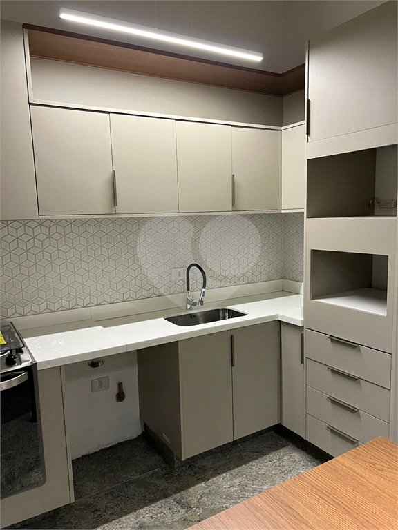 Casa à venda com 2 suítes no condomínio Recanto dos Ipes, Atibaia - SP