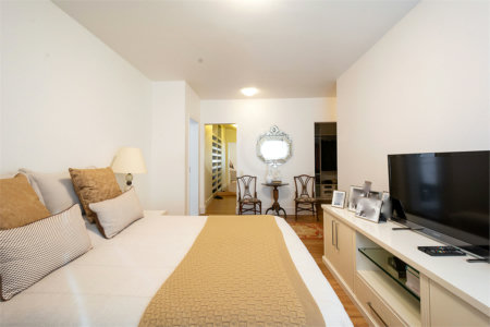 Apartamento à venda com 4 suítes em Jardim Marajoara, São Paulo, SP