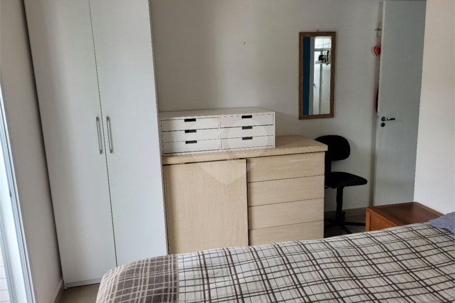 Apartamento à venda com 2 quartos, sendo 1 suíte, no Centro, Mongaguá, SP