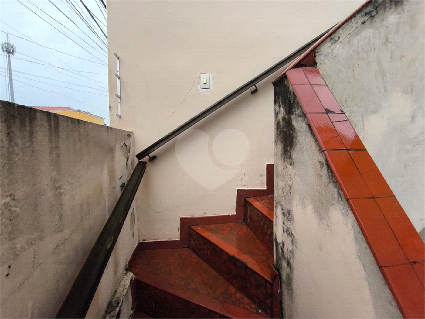 Sobrado à venda com 5 quartos, sendo 1 suíte, em Jardim Trussardi, São Paulo, SP