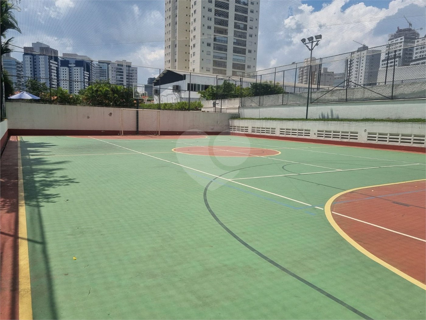Apartamento à venda com 3 quartos, sendo 1 suíte, em Santo Amaro, São Paulo, SP