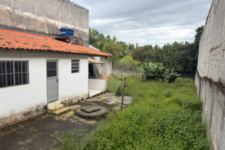 Casa à venda com 3 quartos, sendo 1 suíte, em Chácara Primavera, Suzano, SP