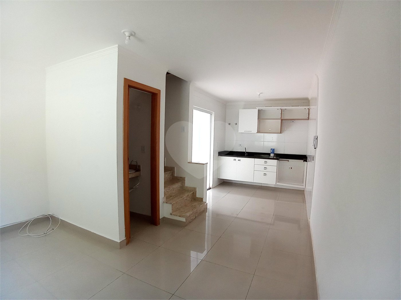Casa à venda com 2 suítes no condomínio Residencial Vista Vila Guilherme, São Paulo - SP