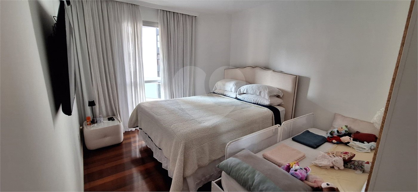 Apartamento à venda com 3 quartos, sendo 1 suíte, em Planalto Paulista, São Paulo, SP