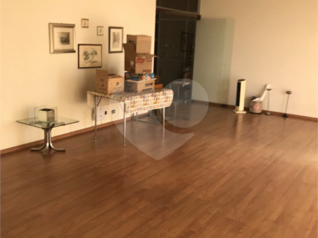 Sobrado à venda com 5 quartos, sendo 1 suíte,  em Santana, São Paulo, SP