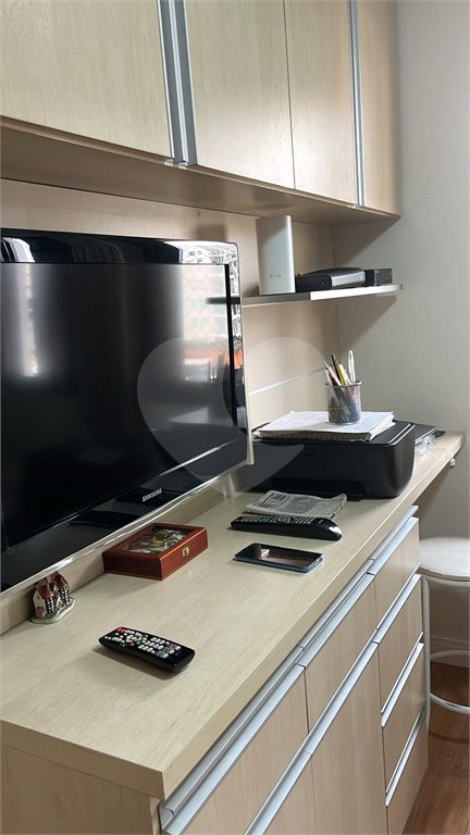 Apartamento à venda com 3 quartos, sendo 1 suíte,  em Jardim das Acácias, São Paulo, SP