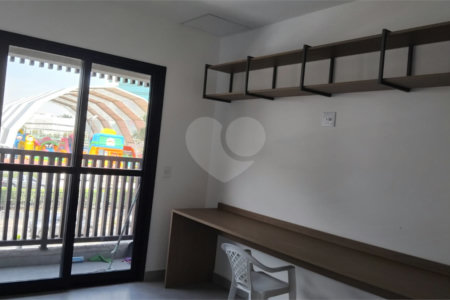 Sala para alugar com 1 quarto em Pinheiros, São Paulo, SP
