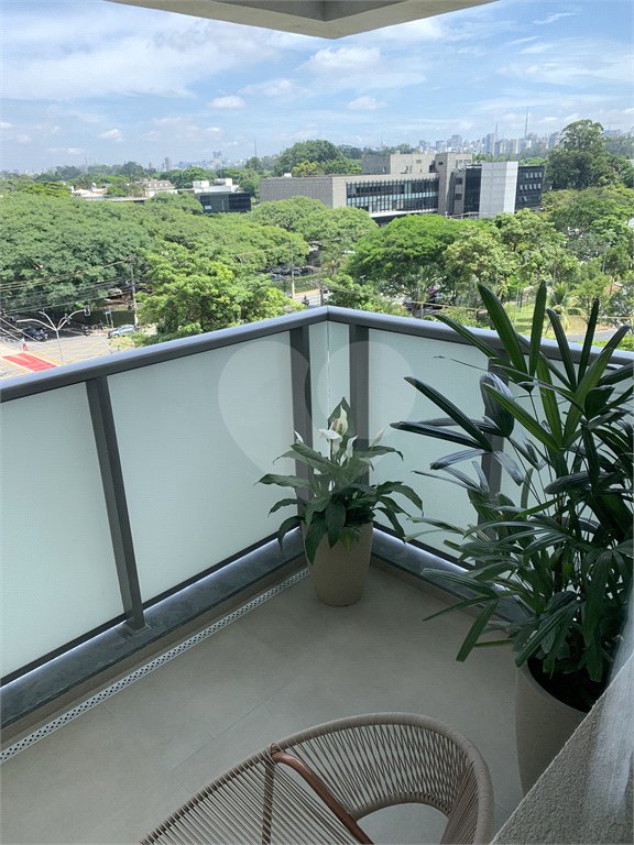 Apartamento à venda com 1 quarto em Indianópolis, São Paulo, SP