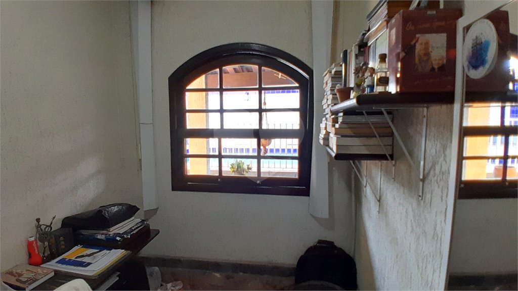 Casa à venda com 4 quartos, sendo 1 suíte, em Bangu, Rio de Janeiro, RJ