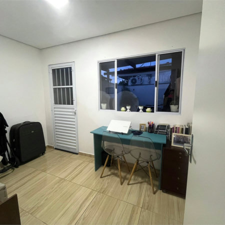 Casa à venda com 2 quartos, sendo 1 suíte,  em Vila Eugênia, Mogi das Cruzes, SP