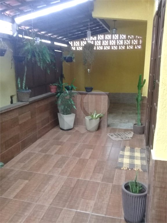 Casa Térrea à venda com 5 quartos, sendo 1 suíte, em Cosmos, Rio de Janeiro, RJ
