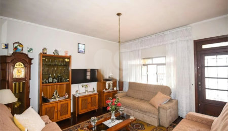 Casa Térrea à venda com 2 quartos, sendo 1 suíte,  em Vila Morse, São Paulo, SP