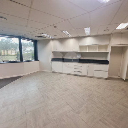 Sala à venda ou para alugar com 10 quartos em Butantã, São Paulo, SP