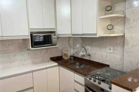 Apartamento à venda com 3 quartos em Vila Romana, São Paulo, SP