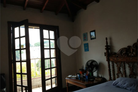 Sobrado à venda com 5 quartos, sendo 3 suítes, em Jardim Franca, São Paulo, SP