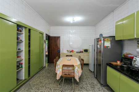 Casa Térrea à venda com 4 quartos, sendo 1 suíte, em Alto da Boa Vista, São Paulo, SP