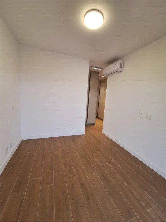 Apartamento à venda com 3 suítes em Sumarezinho, São Paulo, SP