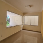 Casa à venda ou para alugar com 3 quartos, sendo 1 suíte,  no condomínio Residencial Villa dos Inglezes, Sorocaba - SP