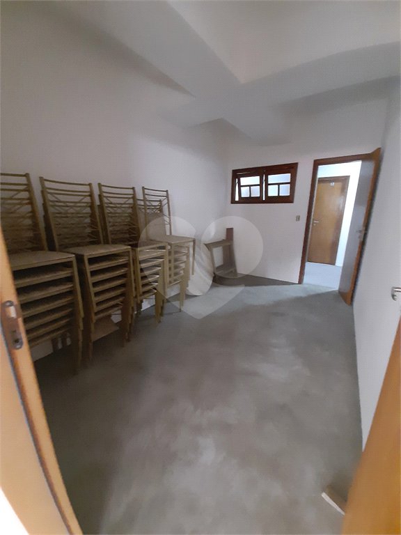 Casa à venda com 3 quartos, sendo 1 suíte, no condomínio Barbará II, São Paulo - SP