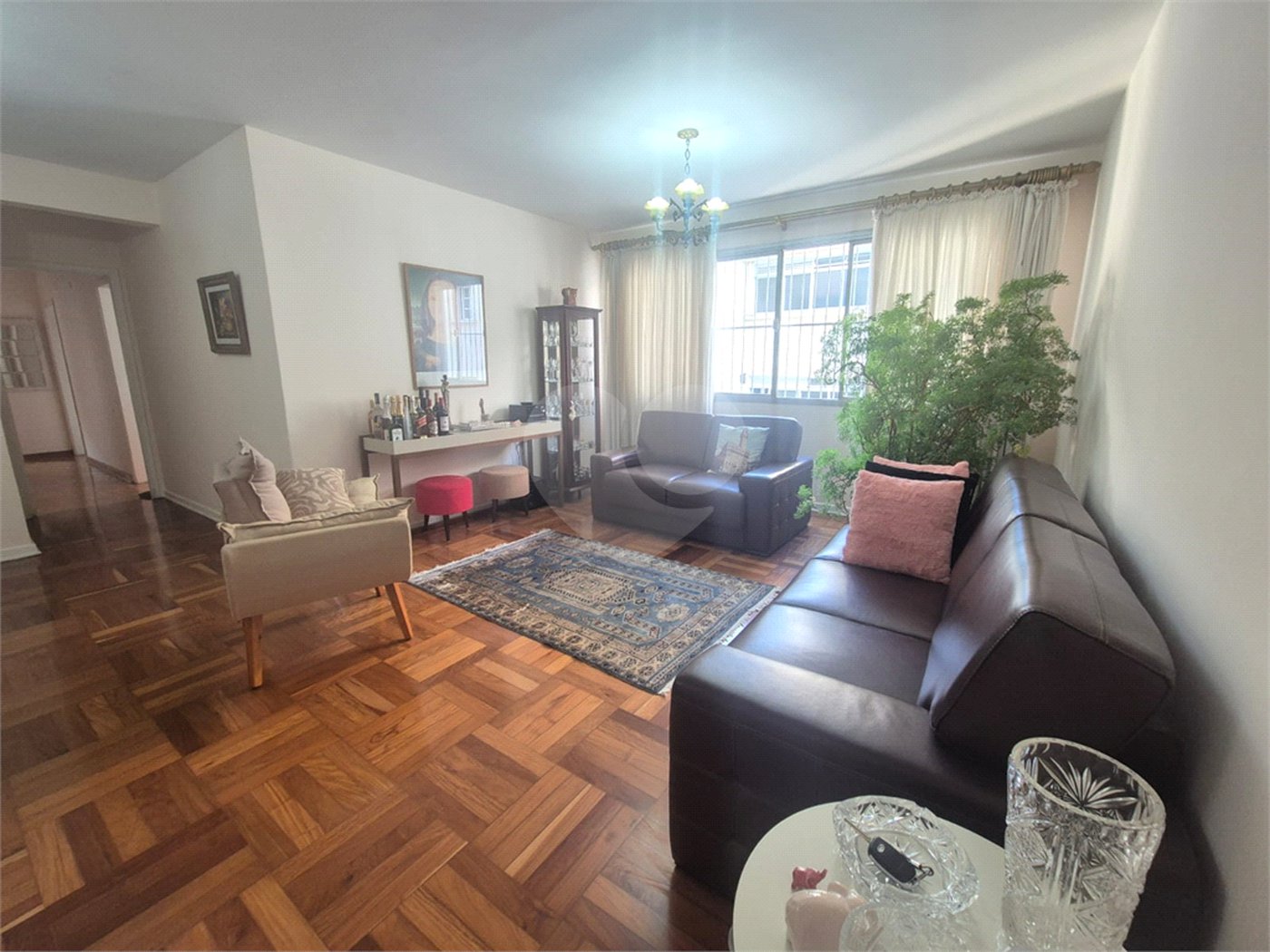 Apartamento à venda com 3 quartos, sendo 1 suíte, em Itaim Bibi, São Paulo, SP