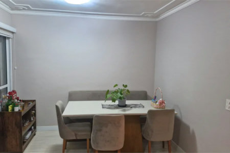 Casa à venda com 3 quartos, sendo 1 suíte, no condomínio Moradas do Horto, São Paulo - SP