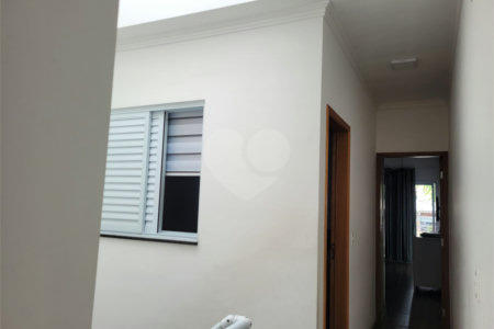 Sobrado à venda com 3 quartos, sendo 1 suíte,  em Vila Marari, São Paulo, SP