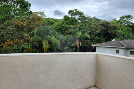 Casa à venda com 4 suítes no condomínio Pedra Grande, Atibaia - SP