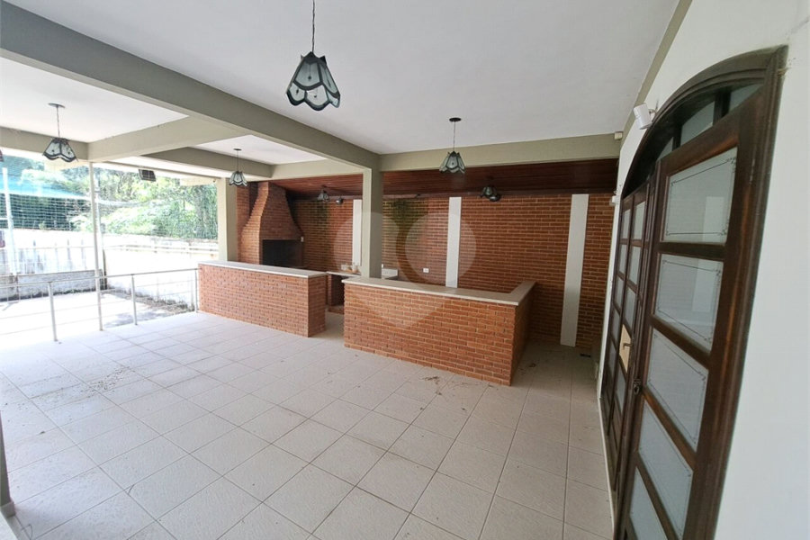 Sobrado à venda com 3 suítes em Tremembé, São Paulo, SP