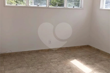 Sala à venda ou para alugar no Centro, São Roque, SP