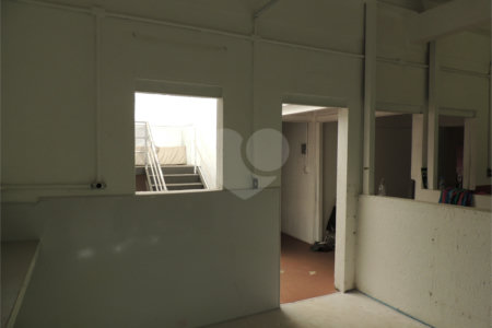 Excelente Casa Térrea Comercial em Região Nobre !!!