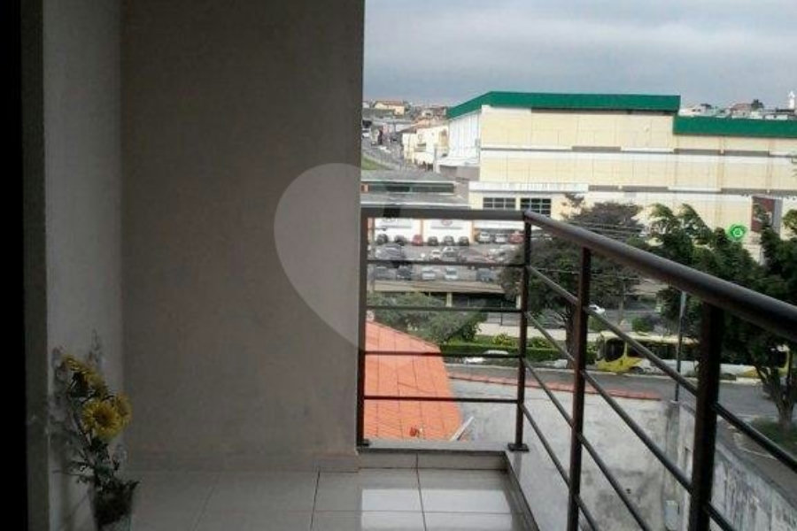 Casa à venda com 2 quartos, sendo 1 suíte,  em Jardim City, Guarulhos, SP