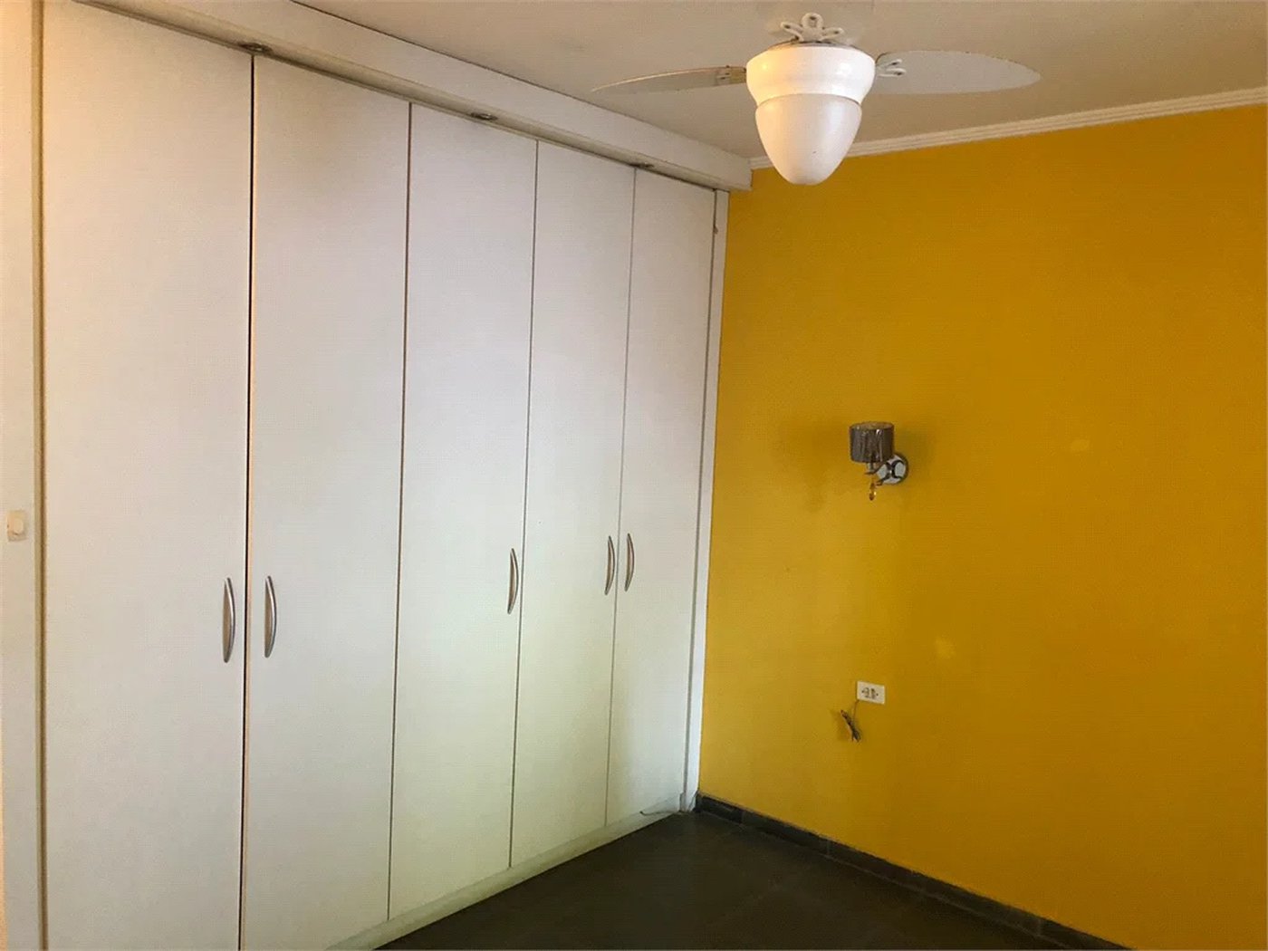 Casa Térrea à venda com 4 quartos, sendo 2 suítes,  em Jardim das Bandeiras, São Paulo, SP
