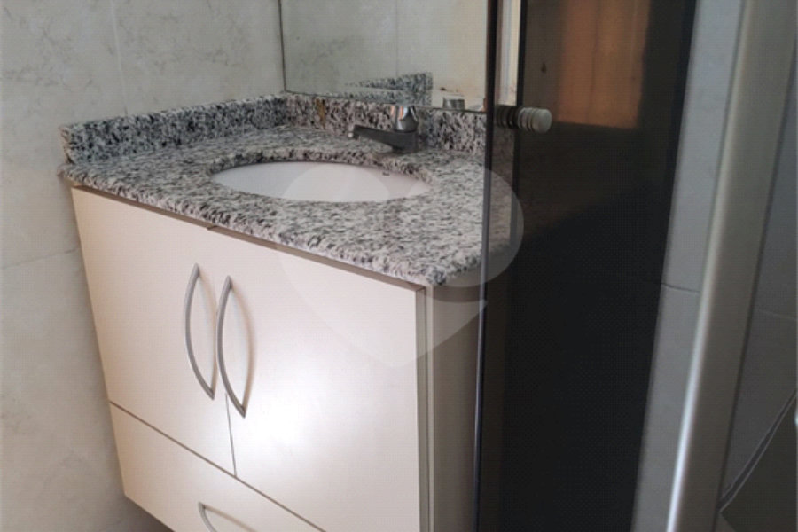 Sobrado à venda com 2 suítes em Vila Medeiros, São Paulo, SP