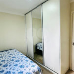 Apartamento à venda com 2 quartos em Parque Turiguara, Cotia, SP