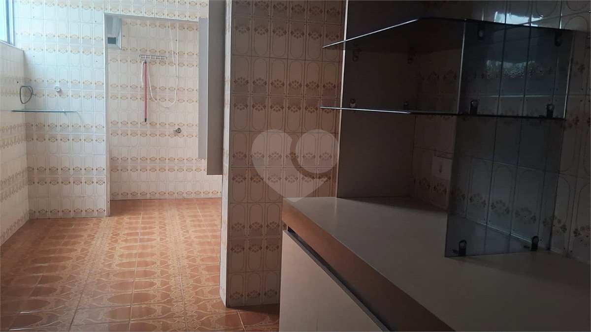 Apartamento à venda com 3 quartos, sendo 1 suíte,  em Cambuci, São Paulo, SP