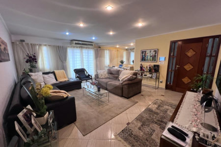 Casa á venda - Saúde