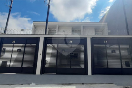 Sobrado à venda com 3 quartos, sendo 1 suíte, em Vila Medeiros, São Paulo, SP