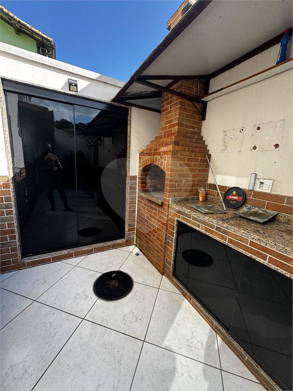 Casa à venda com 3 quartos, sendo 1 suíte, no condomínio Village da Posse, Rio de Janeiro - RJ