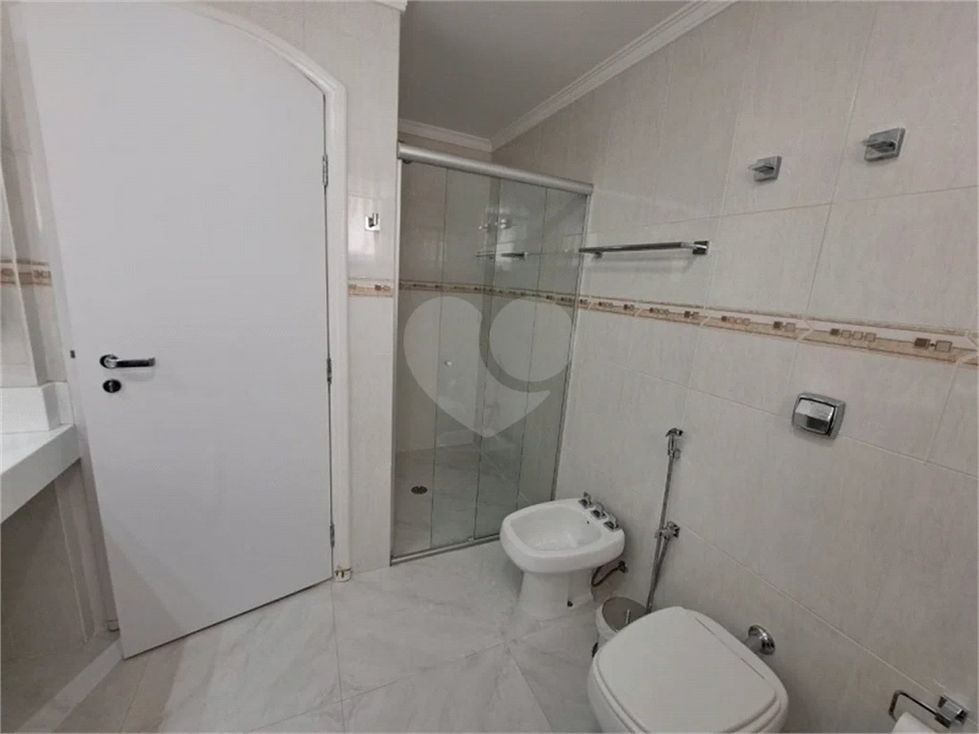 APARTAMENTO A VENDA SANTA CECILIA 4 DORM 2 SUITES 5 BANHEIROS 4 VAGAS SALA 3 AMB