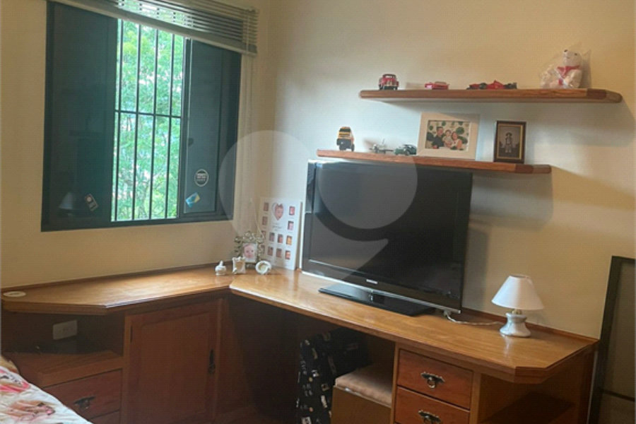 Sobrado à venda com 4 quartos, sendo 1 suíte, em Tremembé, São Paulo, SP