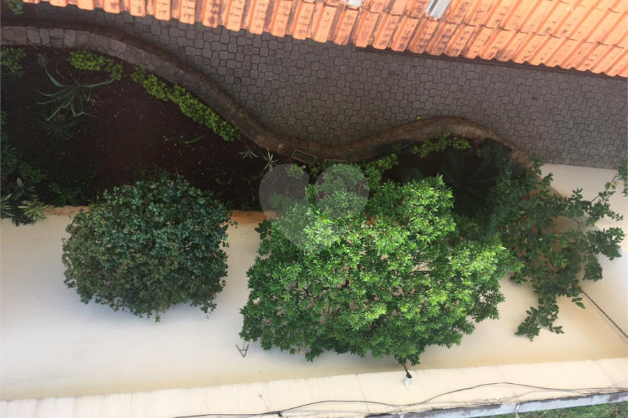 Casa à venda com 3 quartos, sendo 1 suíte, no condomínio Morada de Itapuã, São Paulo - SP