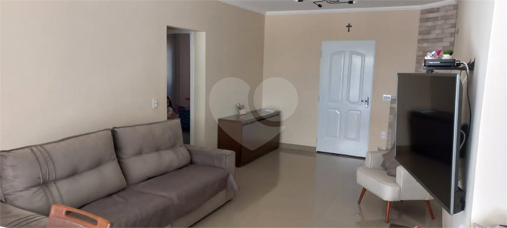 Casa à venda com 3 quartos, sendo 1 suíte, no condomínio Sausalito, Mairiporã - SP