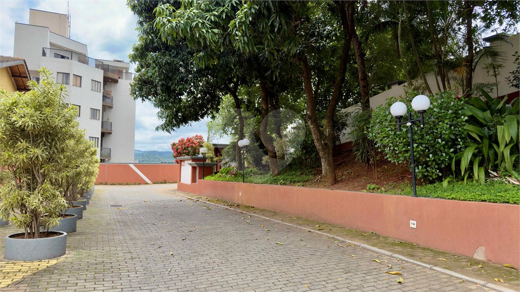 Casa à venda com 2 quartos no condomínio Portal dos Gamez, Atibaia - SP