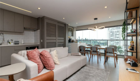 Apartamento à venda com 2 suítes em Santo Amaro, São Paulo, SP