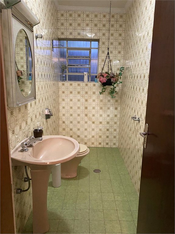 Sobrado à venda com 4 quartos, sendo 1 suíte, em Perdizes, São Paulo, SP