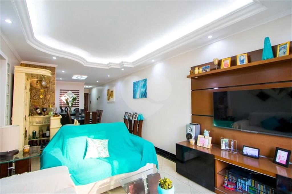 Apartamento à venda com 3 quartos, sendo 1 suíte, em Vila Assunção, Santo André, SP