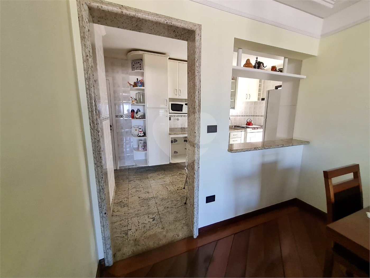 Apartamento à venda com 3 quartos, sendo 2 suítes,  em Vila Mogilar, Mogi das Cruzes, SP
