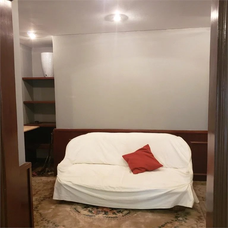 Casa à venda com 6 quartos, sendo 4 suítes, em Vila Sônia, São Paulo, SP